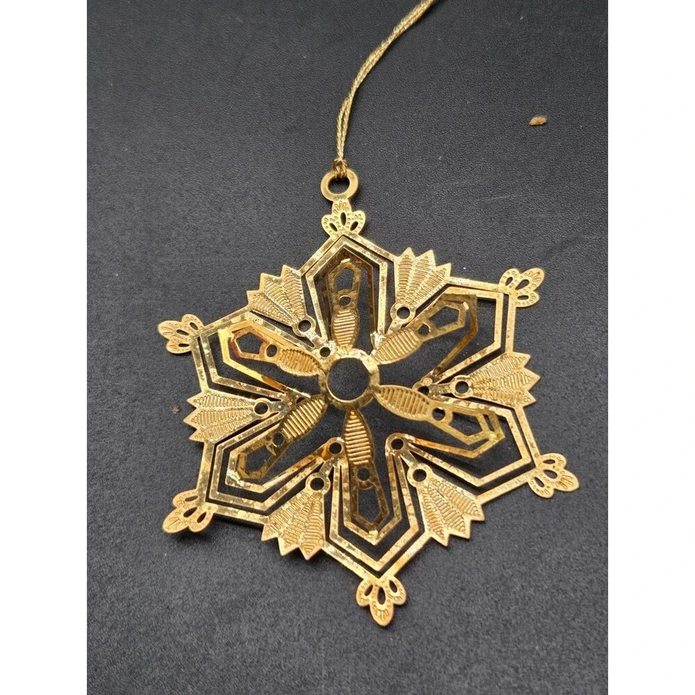 Tamerlane Collection Christmas Ornament 24kt Gold Finish With Box 2.5 inches
